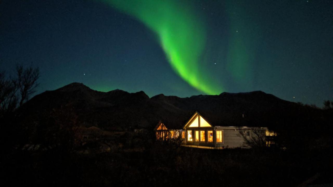 Superior Cottage With Sea View In Senja Senjehesten Exterior foto